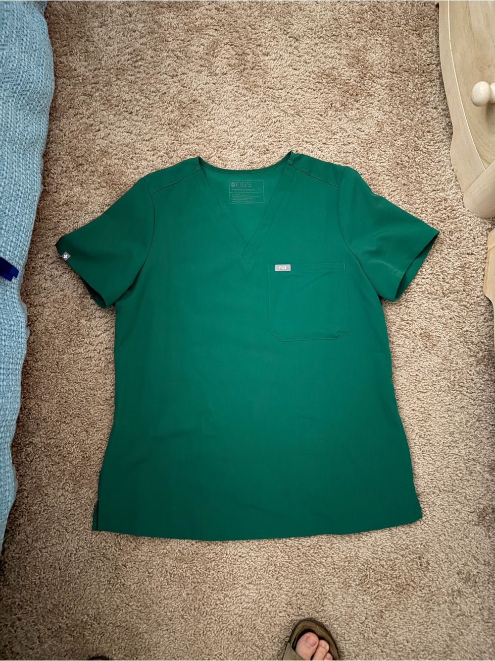 Figs Women's V-Neck Catarina Scrub Top in Hunter Green